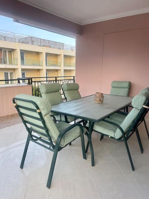 Mr. Sergio Apartment Ampavris Dış mekan fotoğraf